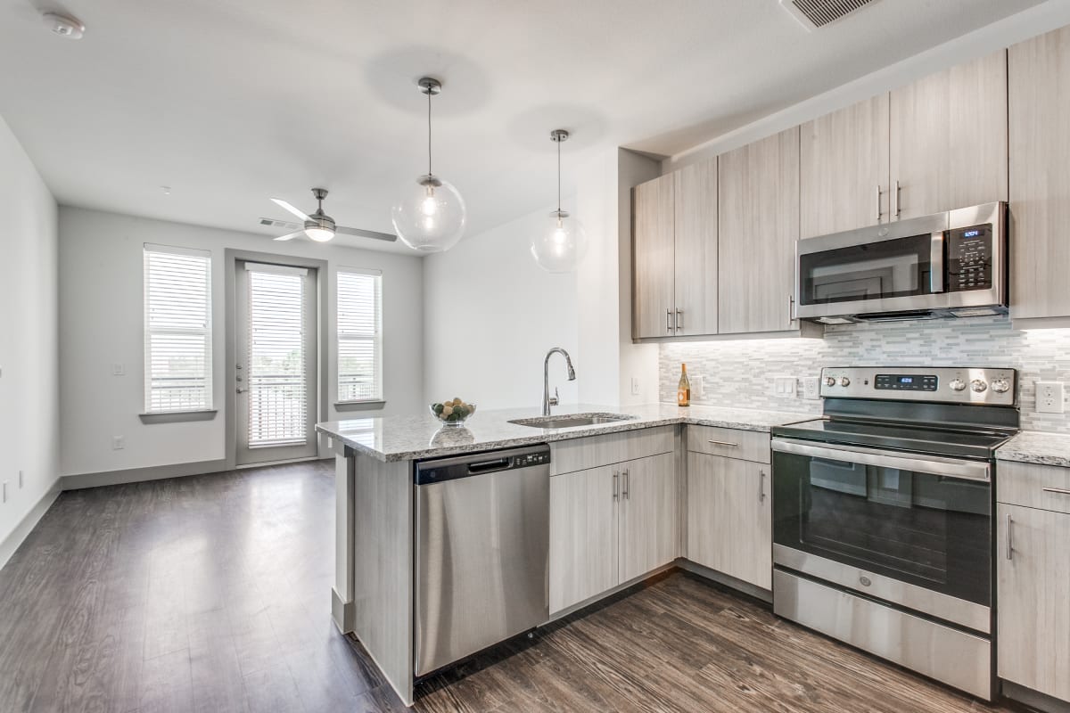 Wylder Square Apartments in Carrollton, TX